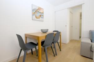 Estepona Centre Beachfront Apartment ROSSI