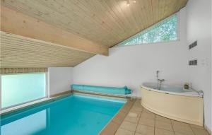 Lovely Home In Væggerløse With Sauna