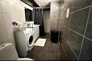 Cozy Central Apartment- Pulpit-R