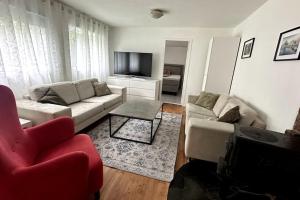 Cozy Central Apartment- Pulpit-R