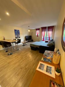 Appartements Paris Disneyland appartement centre-ville, parking, au coeur de l-aviron : photos des chambres