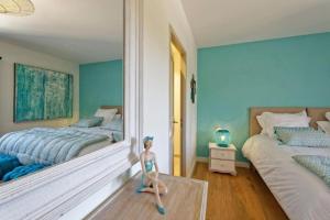 Villas Un joli hameau au coeur du vignoble de l'Escarelle et de la Provence Verte : photos des chambres
