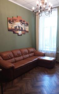 Apartment on Yevreiska street