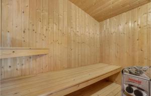 Cozy Home In Roslev With Wifi