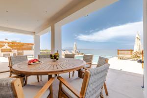 MariDion Beach Family House, by ZanteWize