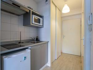 Appartements Charmant studio avec terrasse, parking en sous-sol, entre Biarritz et Anglet, a 5 km des plages - FR-1-3-600 : photos des chambres