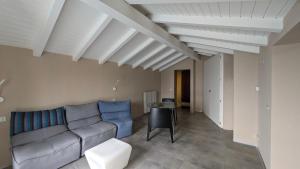 lake view cottage beach