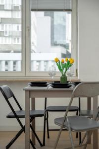 Przytulny Apartament Legionów z Parkingiem by Noclegi Renters