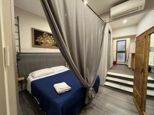 Central Station House Riccardo