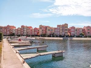 Apartment Pointe Vermeille-1 by Interhome
