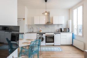 Appartements Spacious and bright 2-bedroom large apartment very close to Paris - near metro : photos des chambres