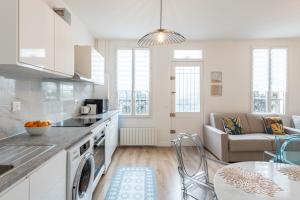 Appartements Spacious and bright 2-bedroom large apartment very close to Paris - near metro : photos des chambres