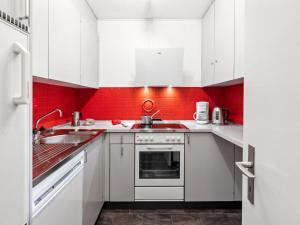 Apartment Guardaval - Utoring-27 by Interhome