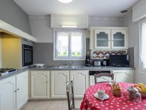 Maisons de vacances Holiday Home Gueradur by Interhome : photos des chambres