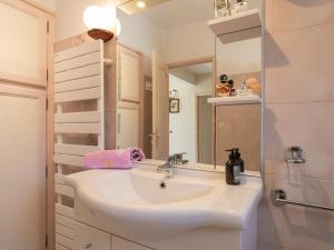 Maisons de vacances Holiday Home Gueradur by Interhome : photos des chambres