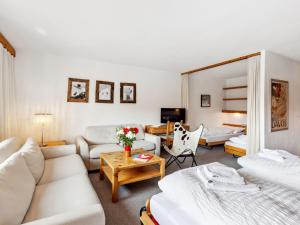Apartment Guardaval Apt 108 by Interhome
