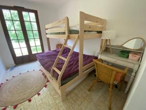 Maisons de vacances Maison de vacances avec piscine a Grignan-Drome provencale : photos des chambres