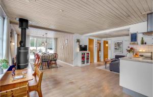 Amazing Home In Ansager With Lake View