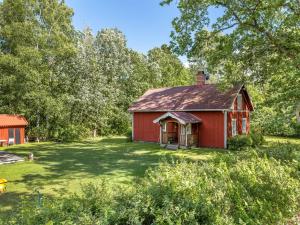 Chalet Bäcklunda by Interhome