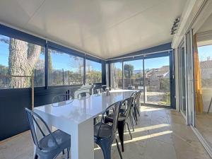 Villas Villa Coustellet avec vue sur le Luberon : photos des chambres