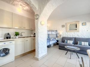 Apartment Roses Holiday Center-21 by Interhome