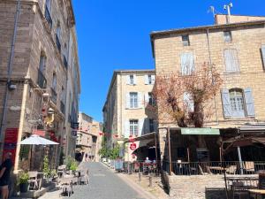 Appartements Pezenas Centre Historique - plages a 20 mn : photos des chambres