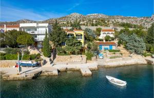 Cozy Apartment In Lukovo Sugarje