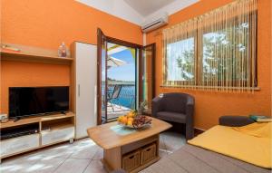 1 Bedroom Awesome Apartment In Lukovo Sugarje 