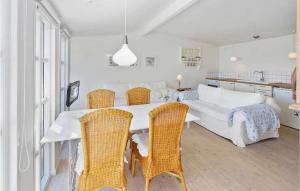 Cozy Home In Grenaa With House Sea View