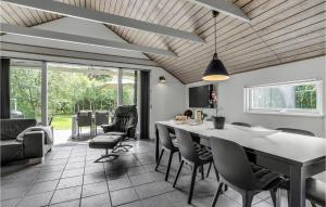 Cozy Home In Hadsund With Sauna