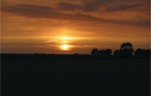 Lovely Home In Retranchement With Wifi