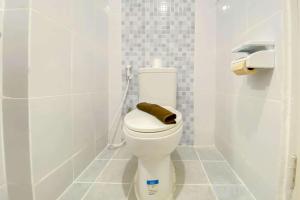 Simple and Cozy Stay Studio Tokyo Riverside PIK 2 Apartment By Travelio