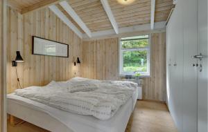 Holiday Home Pøt Strandby Denmk