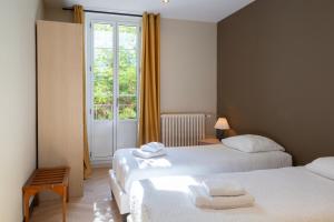 Hotels Logis Hotel Restaurant Le Louvre : photos des chambres