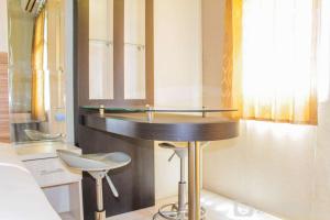 Compact and Mini Studio Great Western Resort Apartment By Travelio