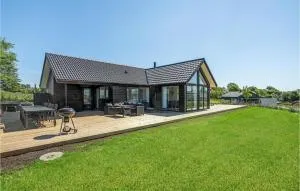 4 Bedroom Nice Home In Odder - Odder