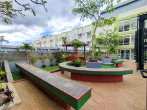 Simple 1BR Apartment Parahyangan Residence By Travelio