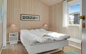 3 Bedroom Beautiful Home In Juelsminde