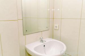 Comfortable and Spacious 3BR at Asatti Apartment By Travelio