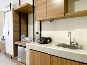 Great Deal and Comfortable Studio Pollux Chadstone Apartment By Travelio