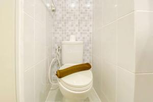 Good Price and Homey Studio at Tokyo Riverside PIK 2 Apartment By Travelio