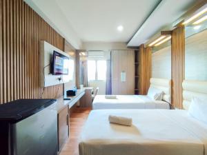 Strategic and Nice Studio Apartment at Suites @Metro By Travelio