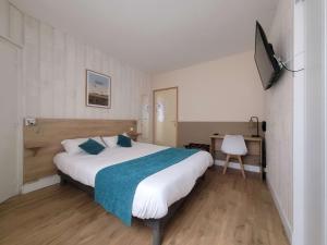 Hotels Brit Hotel des Halles : photos des chambres