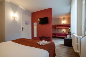Hotels Brit Hotel des Halles : photos des chambres