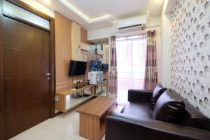 Comfort Stay 2BR at Bogor Valley Apartment By Travelio