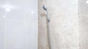 Cozy Living Studio Transpark Cibubur near Shopping Center Apartment By Travelio