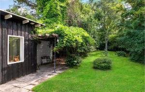 2 Bedroom Lovely Home In Tisvildeleje