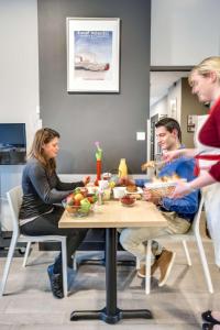 Hotels Brit Hotel Saint-Nazaire Centre : photos des chambres