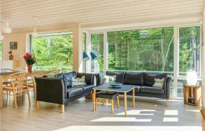Stunning Home In Rønne With Wifi