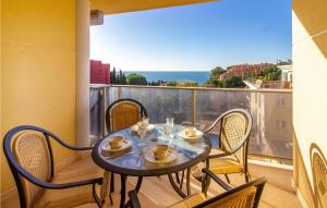 3 Bedroom Stunning Apartment In Calpe